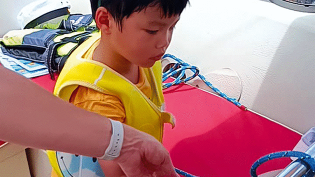 Child knot-tying