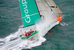 Sevenstar Round Britain and Ireland, Groupama lead