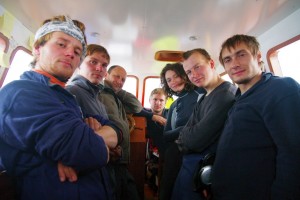 Peter I, Russian crew and yacht