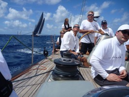 Jan Rupert steers Blackbird at the start