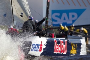 Extreme Sailng Series 2010, Cardiff day one