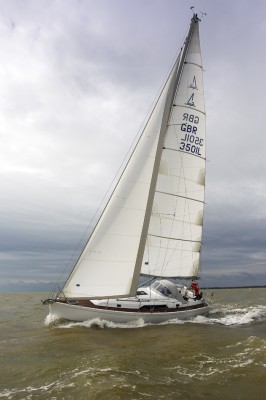 The GT35 felt comfortable and secure in a Force 7 in the Solent