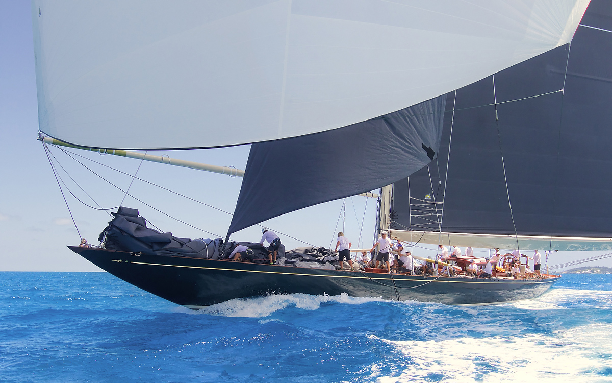 Shamrock-America's-Cup-J-Class-Regatta-Bermuda-2017-credit-Ingrid-Abery
