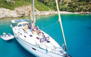 sailing-with-teenagers-nikau-aerial-shot