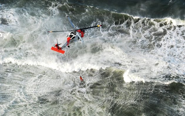 emergency-training-crew-helicopter-rescue-credit-chuck-ferrante-us-coastguard