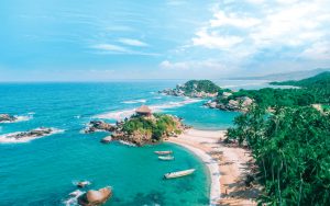 cruising-colombia-credit-Luciano-Lejtman-Alamy