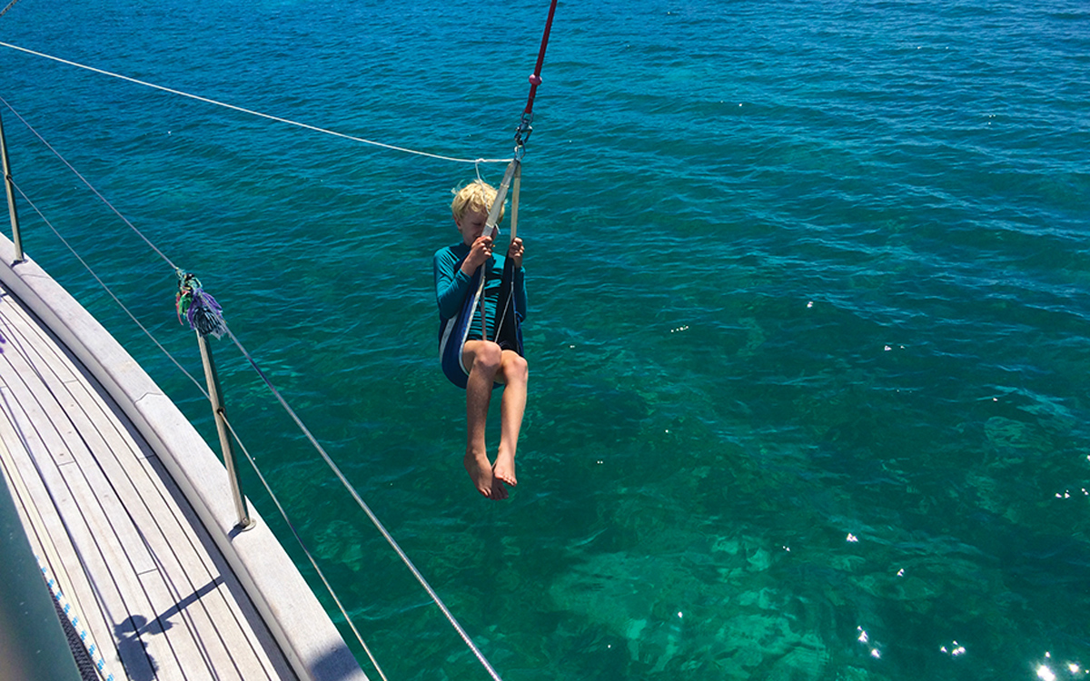 world-cruisers-lockdown-sailing-hall-family-kathryn-del-fuego-bosun-chair