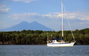 sailing-el-salvador-Bahia-del-Sol-distant-drummer-credit-Suzy-Carmody