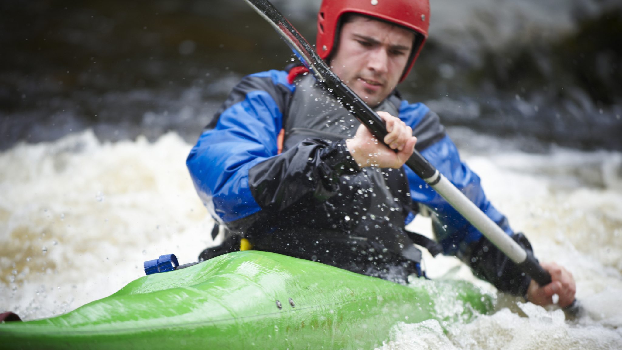 Best kayak paddles for touring and exploring coastlines, rivers and lakes