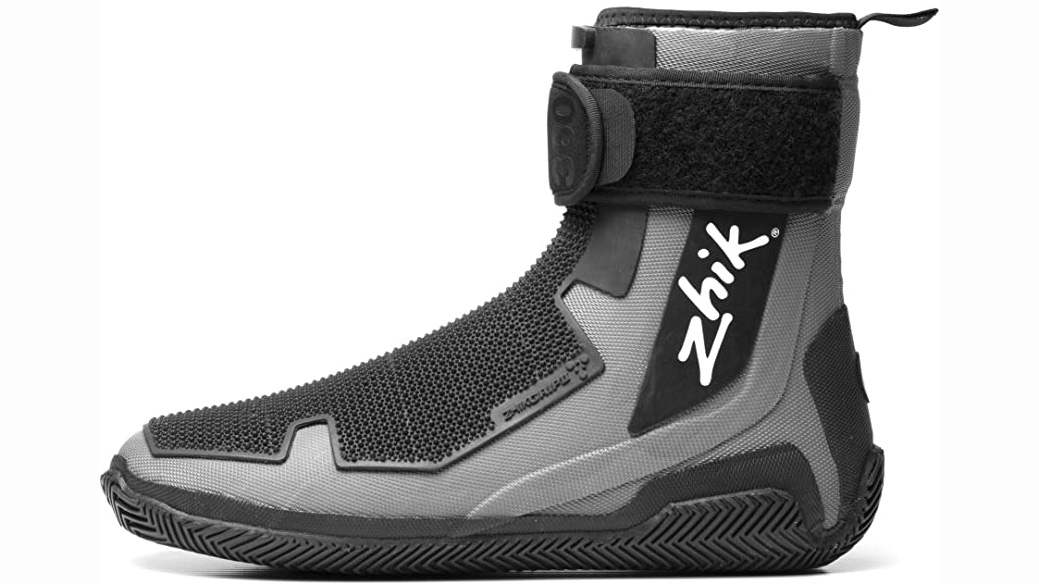 What to wear dinghy sailing from bouyancy aids to boots Yachting World