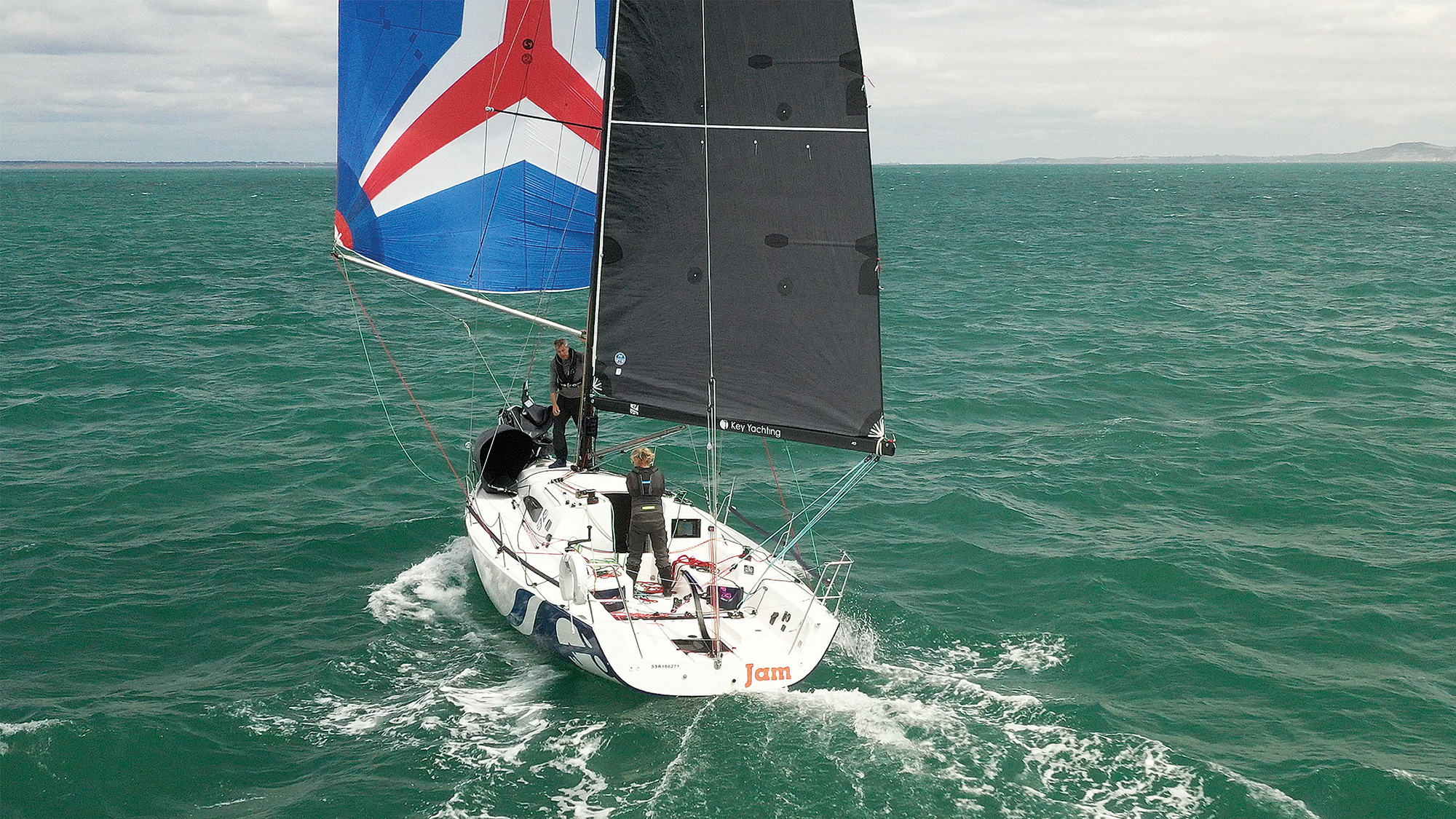 Double handed sailing skills gybing symmetric spinnakers Yachting World