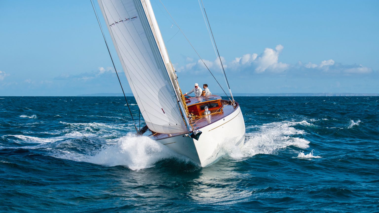 Spirit 72DH review: latest modern classic stunner - Yachting World