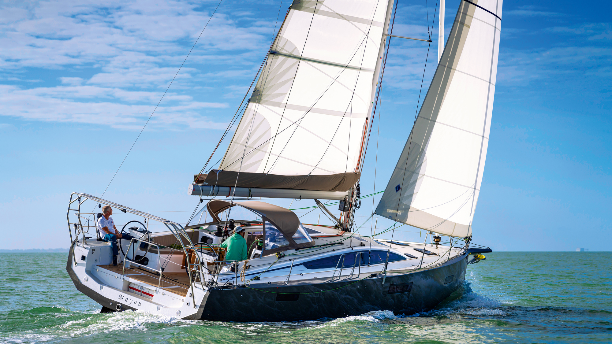 Coastal Sailing Craft 船 船舶 帆船 RM 1380 review: an enticing alternative to the mainstream