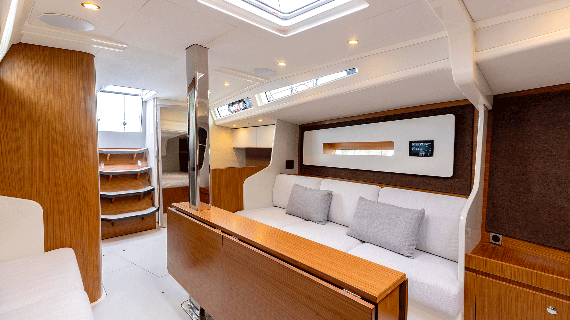 ClubSwan 43 First Look: A Spicy and Seriously Appealing Cruiser-Racer