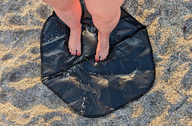 Outdoor swimming cold water changing mat