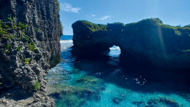Natural stone arch at Limu Pools on Niue’s north-western coast