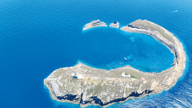 Using a drone to assess the channel into the Mar Menor before entry gave a clear picture of the crunch points