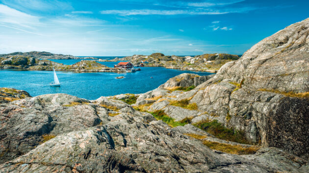 The rocky coastline of islets and islands in the western Baltic’s Stockholm Archipelago is a bucket list destination for many for sailors