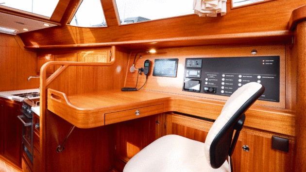 chair for the chart table is height adjustable, making sitting here for longer periods very comfortable – perfect if working remotely on board