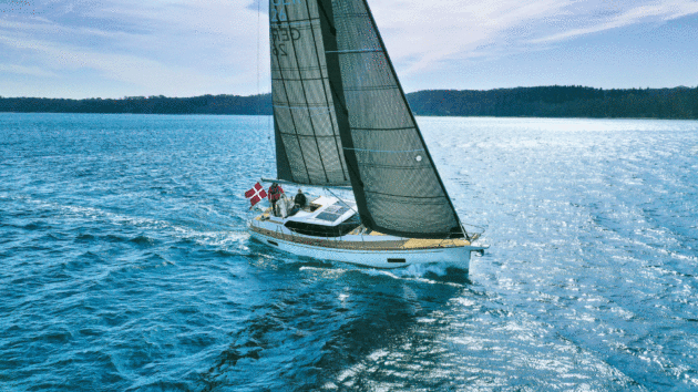 A neat walk through and sugar scoop transom allows easy access to the water