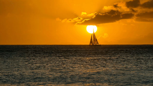 Sailing off Waikiki, Hawaii 