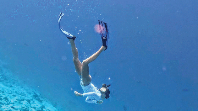 Kate freediving at Kelaa.