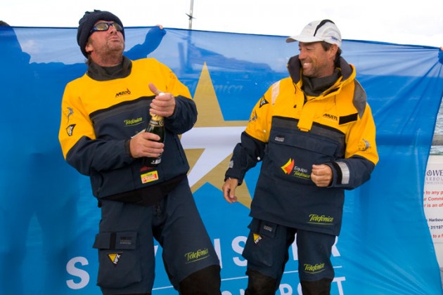 Telefonica Azul finishing the Sevenstar Round Britain and Ireland Race