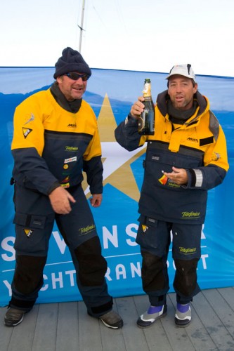 Telefonica Azul finishing the Sevenstar Round Britain and Ireland Race