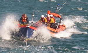 RNLI rescues fisherman