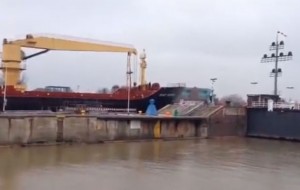 Floodgate crash
