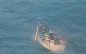 Dismasted yacht