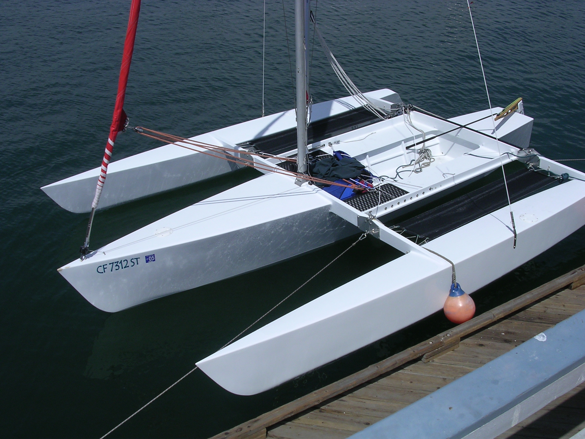 Petit Trimaran Demontable Construction Trimaran 18 Pieds OMXGT