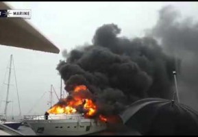 60-rescued-boat-fire