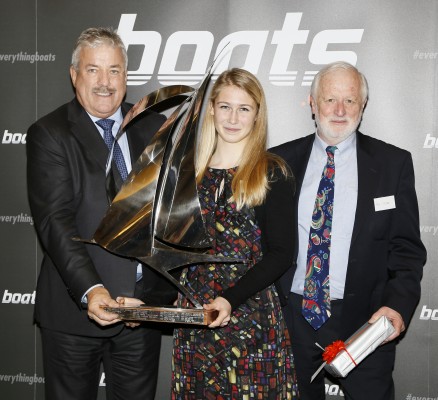 Boats.com/YJA Yachtsman of the year Awards 2015 Trinity House, London 12 Jan 2016 Photo Credit: Patrick Roach/YJA Copyright free for editorial use only. ***15 year old Eleanor Poole from Dunsford, Devon, winner of the boats.com YJA Young Sailor of the Year Award, presented by Ian Atkins, CEO of boats.com and Paul Gelder, Chairman of the Yachting Journalists' Association at Trinity House, London.