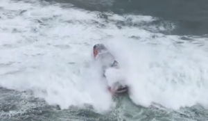 coast-guard-video-boat-heavy-surf