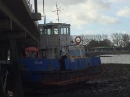 delilah-beached-langstone-harbour