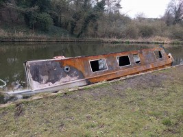 sunken-narrow-boat-fire-stewart-collier