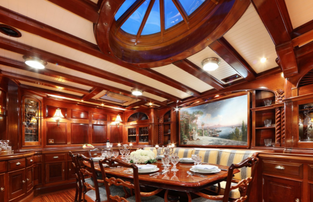 Ketch sailing yacht, Alejandra