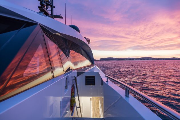 M/Y Divine COLUMBUS 40 HYBRID