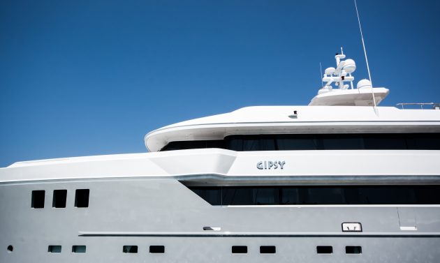 35 metre OTAM SD35 superyacht Gipsy
