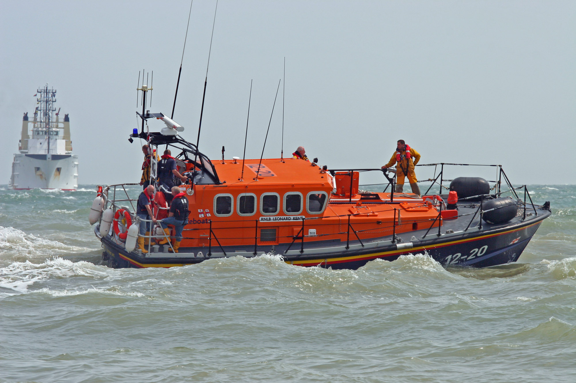 Margate RNLI all-weather lifeboat 'Leonard Kent' at sea (RNLI Margate)