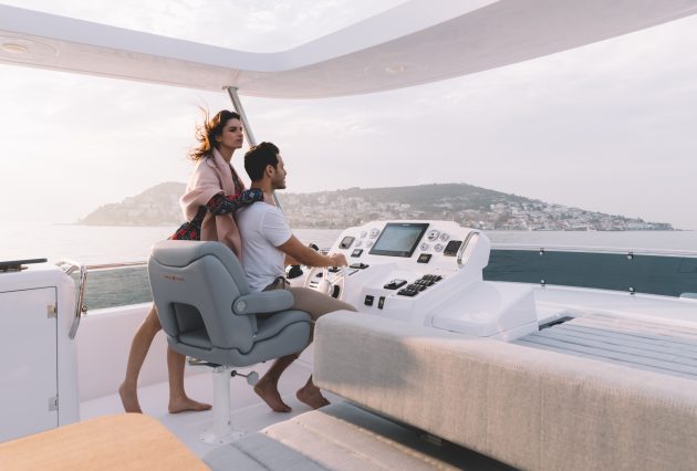 The cockpit of a motor yacht