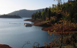 Overlooking a Californian lake at Shasta