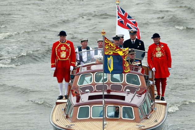Royal family on a barge on The Thames