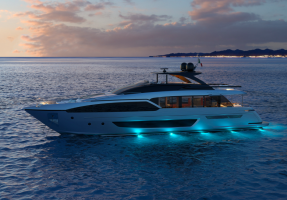 Riva 90 exterior