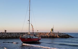 best-depth-sounder-Yacht-Aground-credit-Stain-Marylight