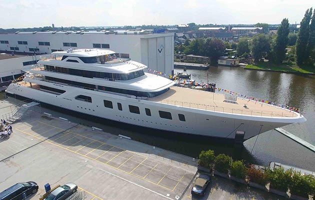 aquarius_launch_copyright_feadship_drone_2_lowres_sb