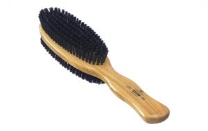 Best clothes brush to clean a hunt coat