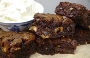 Pear brownies with hazelnuts. Delciously textured with added fruit and nuits