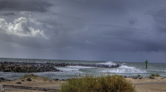 Use weather lore to predict the weather